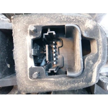 Recambio de piloto trasero derecho para renault scenic ii 1.6 16v referencia OEM IAM 8200127702  