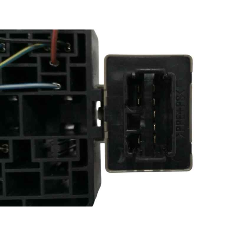 CAJA RELES / FUSIBLES