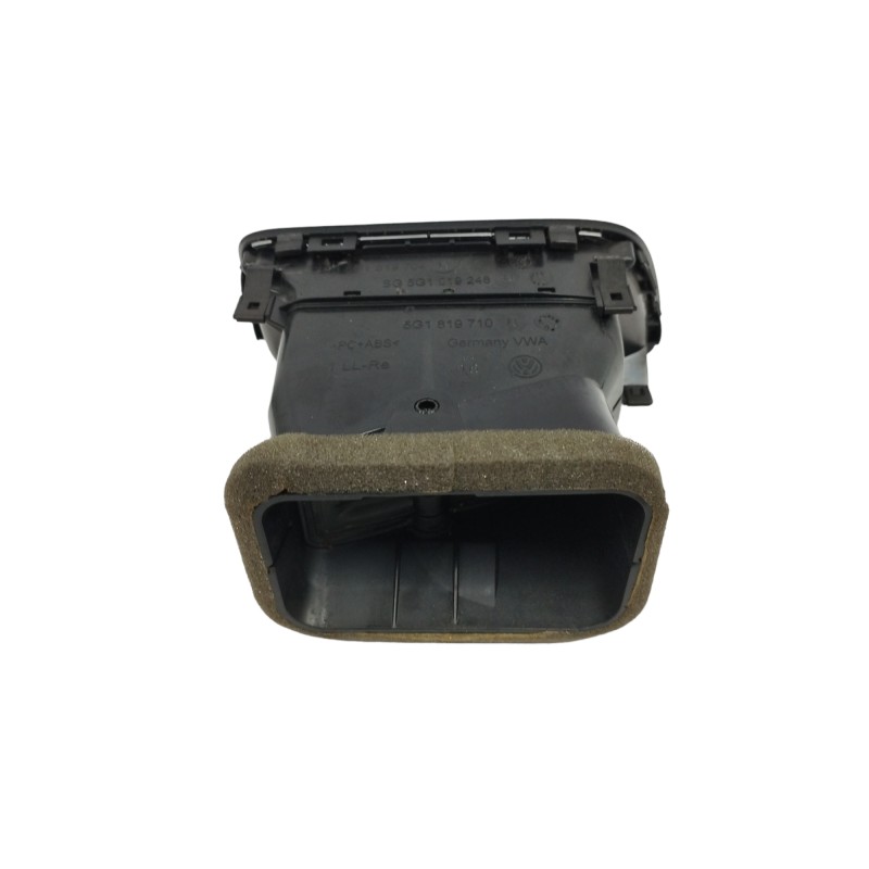 REJILLA AIREADORA LADO DERECHO