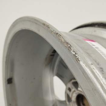 Recambio de llanta para audi a3 (8p) 2.0 tdi referencia OEM IAM 8P0601025C 7,5JX17H2ET56 5H 5X115