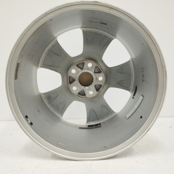 Recambio de llanta para audi a3 (8p) 2.0 tdi referencia OEM IAM 8P0601025C 7,5JX17H2ET56 5H 5X115