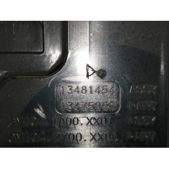 Recambio de aleron trasero para opel crossland x referencia OEM IAM 13481454 OBSERVAR FOTOS PLATA