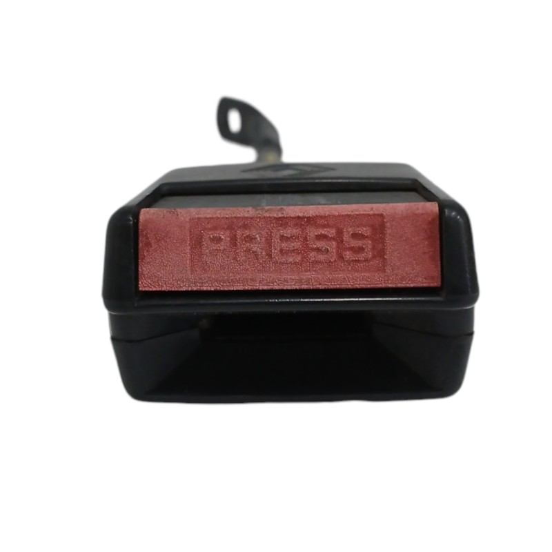 Recambio de enganche cinturon derecho para renault fuego 2.0 referencia OEM IAM 664329  