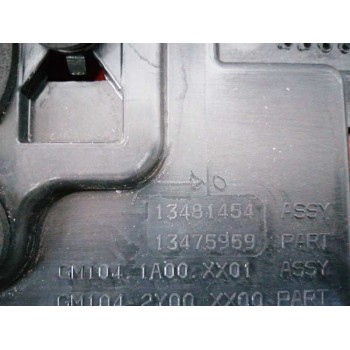 Recambio de aleron trasero para opel crossland x referencia OEM IAM 13481454 ROJO 