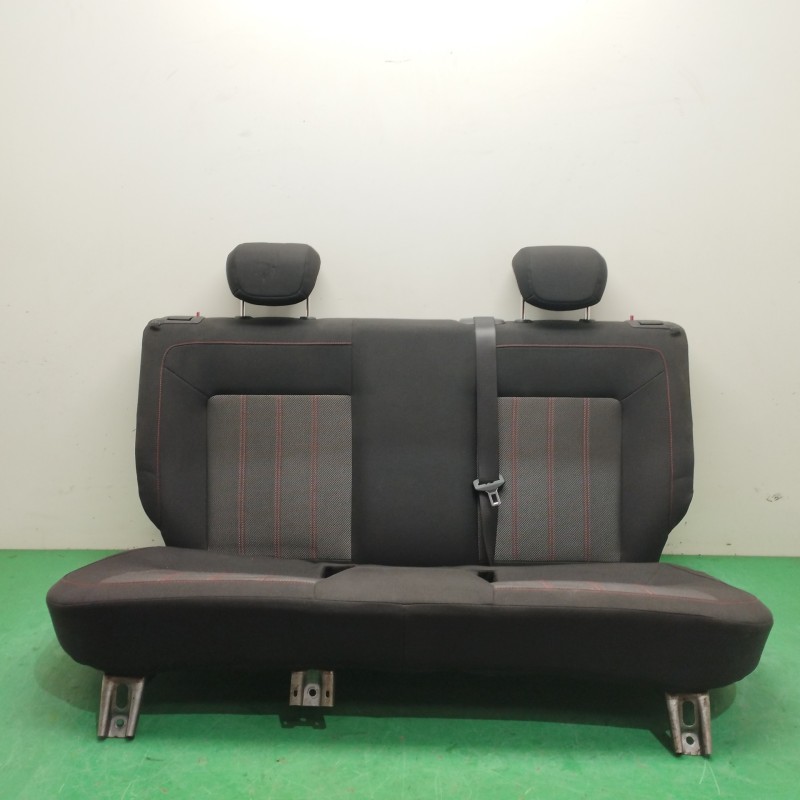 Recambio de asientos traseros para opel corsa d 1.4 16v cat (a 14 xer / ldd) referencia OEM IAM   