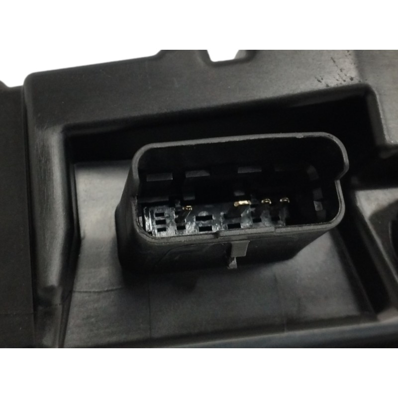 PILOTO DELANTERO DERECHO