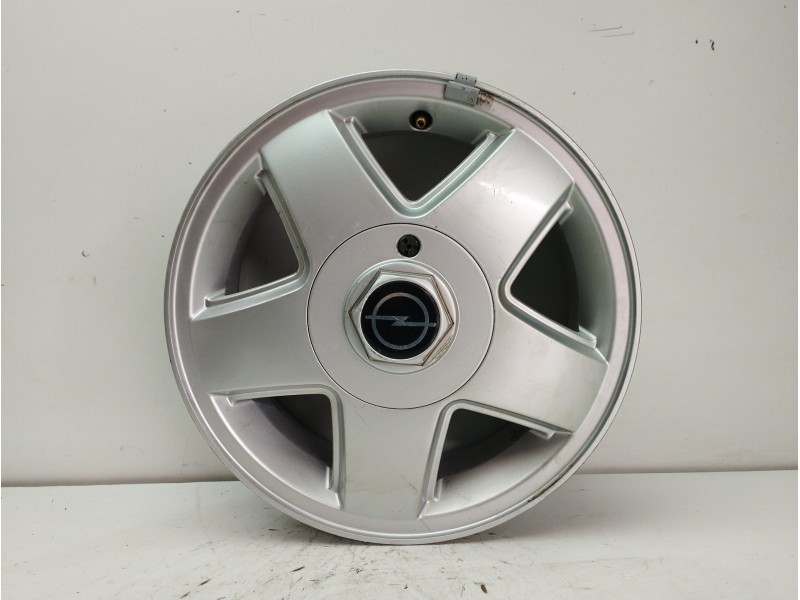 Recambio de llanta para opel astra f berlina 1.8 16v referencia OEM IAM LU 5,5JX14 ET49 90486680