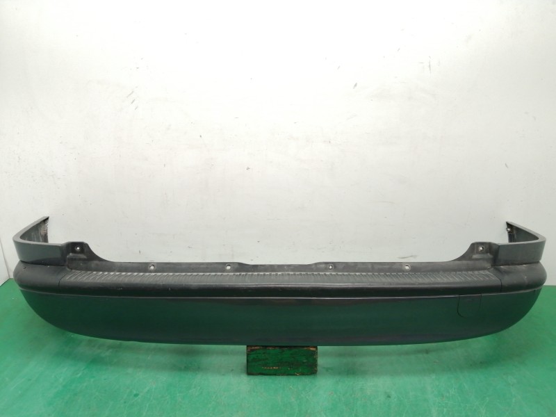 Recambio de paragolpes trasero para opel zafira a 2.0 dti referencia OEM IAM 90580820 OBSERVAR FOTOS 