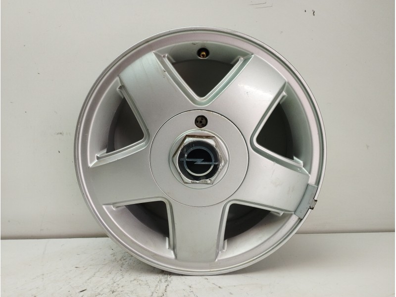 Recambio de llanta para opel astra f berlina 1.8 16v referencia OEM IAM LU 5,5JX14 ET49 90486680
