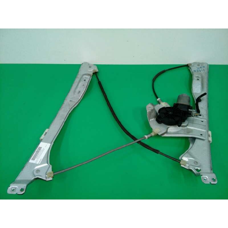 Recambio de elevalunas delantero derecho para renault clio iii confort dynamique referencia OEM IAM FUNDA 8200843597 