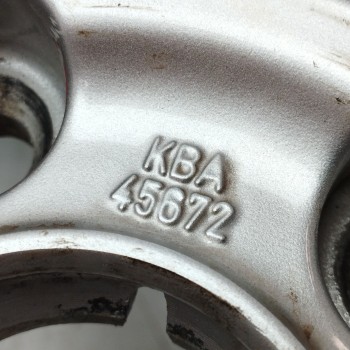 Recambio de llanta para seat toledo (5p2) 1.9 tdi referencia OEM IAM 5P0601025B 6,5JX16H2 ET50 KBA45672