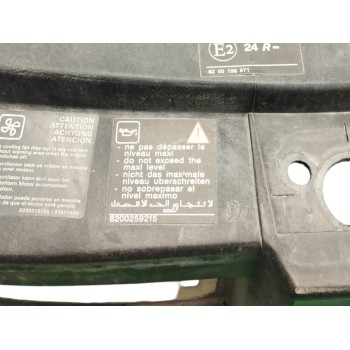 Recambio de panel frontal para renault laguna ii (bg0) 1.6 referencia OEM IAM 8200259215  