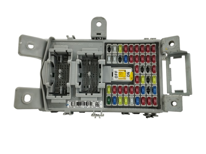 Recambio de caja reles / fusibles para hyundai i20 1.2 cat referencia OEM IAM 91955C8560  
