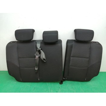 Recambio de asientos traseros para hyundai i30 1.4 cat referencia OEM IAM   