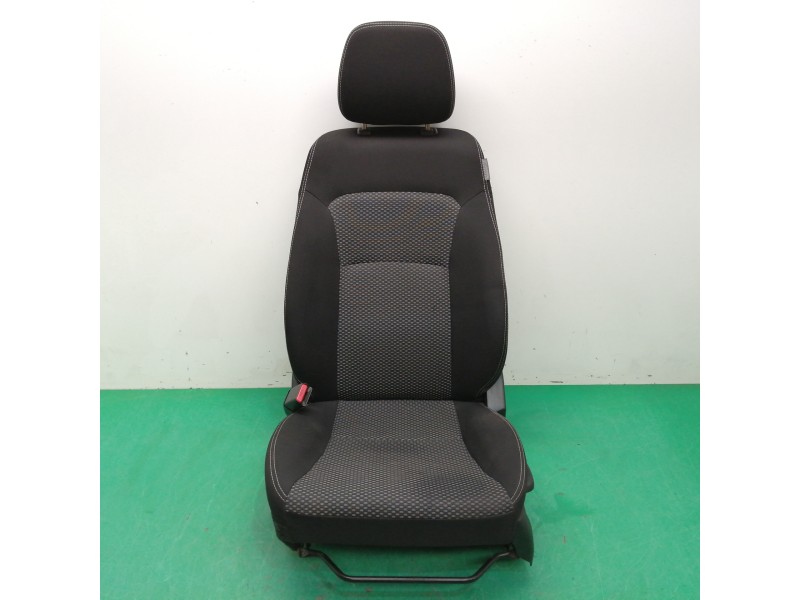 Recambio de asiento delantero izquierdo para suzuki vitara 1.6 ddis glx 4x4 referencia OEM IAM Recambio de asiento delantero izquierdo para suzuki vitara 1.6 ddis glx 4x4 referencia OEM IAM