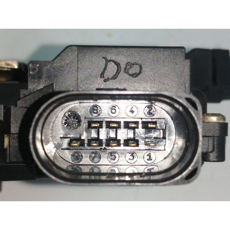 CERRADURA PUERTA DELANTERA IZQUIERDA
