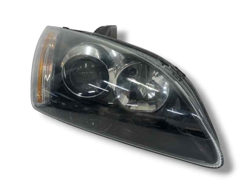 Recambio de faro derecho para ford focus berlina (cap) ghia referencia OEM IAM 4M5113W029RD  