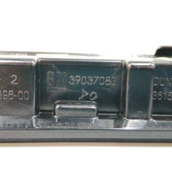 Recambio de luz central de freno para opel crossland x referencia OEM IAM 39037080  