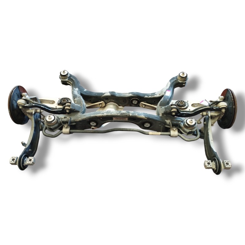 Recambio de puente trasero para infiniti qx30 2.2 d awd referencia OEM IAM 2463509901  