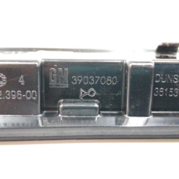 Recambio de luz central de freno para opel crossland x referencia OEM IAM 39037080  