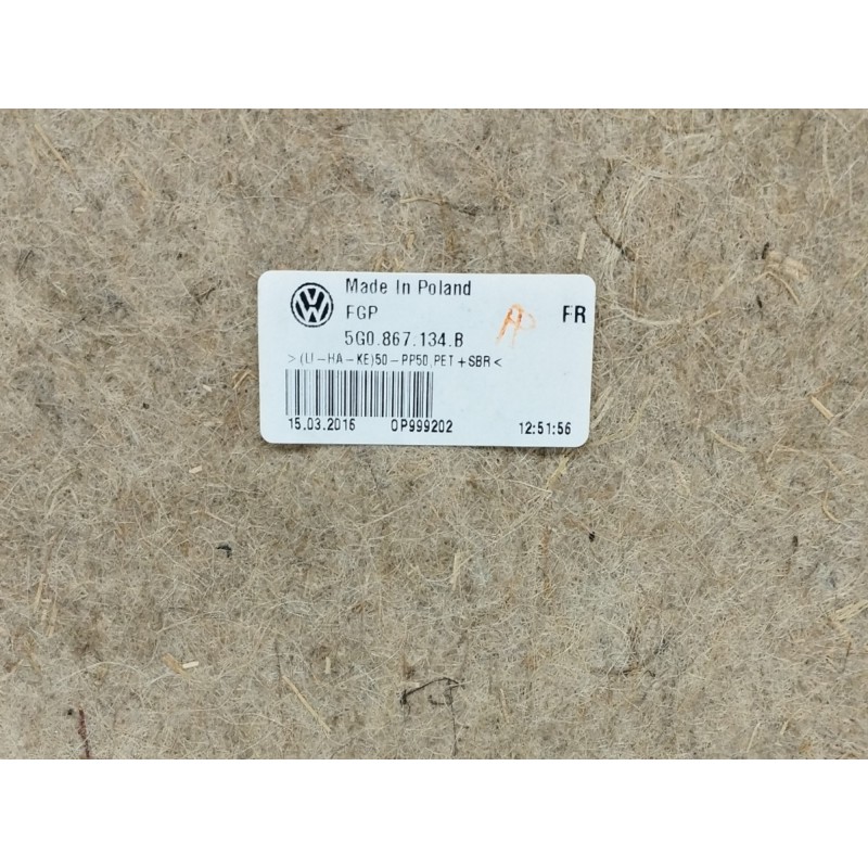 GUARNECIDO PUERTA DELANTERA DERECHA