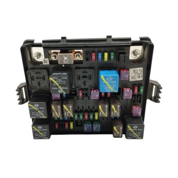 CAJA RELES / FUSIBLES 