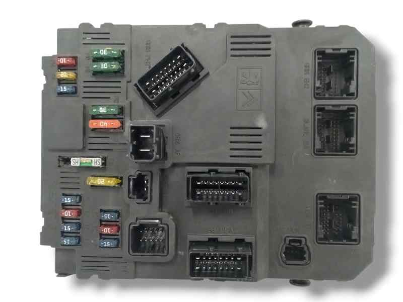 Recambio de caja reles / fusibles para peugeot 206 berlina 1.4 hdi referencia OEM IAM 9652474780 OBSERVAR FOTO 