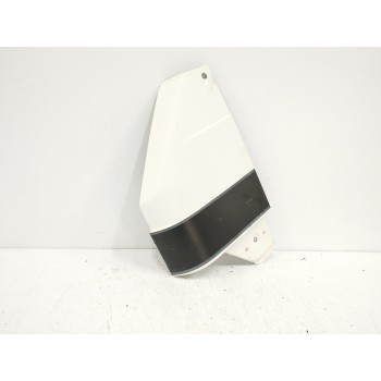 Recambio de aleta delantera izquierda para nissan trade 2.8 d referencia OEM IAM   