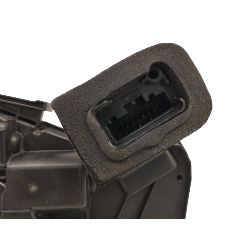 CERRADURA PUERTA DELANTERA DERECHA