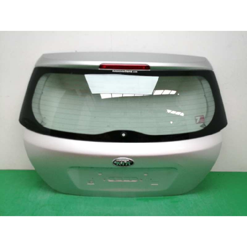 Recambio de porton trasero para kia cee´d 1.6 crdi cat referencia OEM IAM 737001H000 OBSERVAR FOTOS 