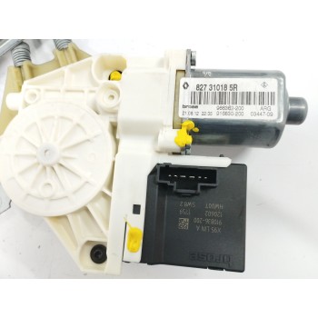 Recambio de elevalunas trasero izquierdo para renault megane iii berlina 5 p 1.6 dci diesel fap referencia OEM IAM 827210003R 82