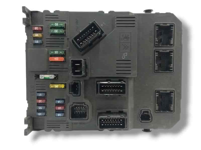 Recambio de caja reles / fusibles para peugeot 206 berlina 1.4 hdi referencia OEM IAM 9650584680  