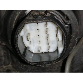 Recambio de faro derecho para fiat stilo (192) 1.9 8v jtd cat referencia OEM IAM  PARA PULIR 