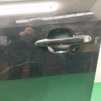 Recambio de puerta delantera izquierda para kia carens (un) 1.6 crdi cat referencia OEM IAM  OBSERVAR FOTOS 