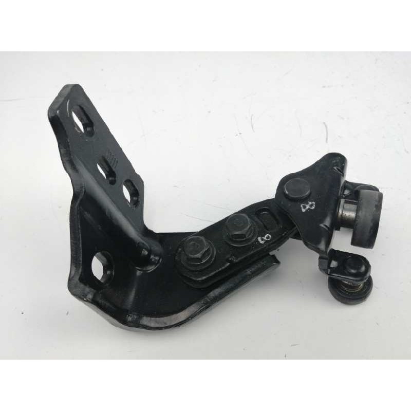 Recambio de soporte / guia puerta corredera para hyundai h350 kasten 2.5 crdi cat referencia OEM IAM  DERECHA 