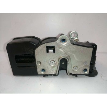 Recambio de cerradura puerta trasera derecha para chevrolet captiva 2.0 diesel cat referencia OEM IAM A046818  