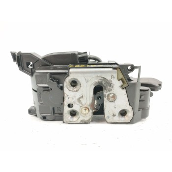 Recambio de cerradura puerta trasera izquierda para renault megane iii berlina 5 p dynamique referencia OEM IAM 825030002R  
