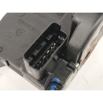 Recambio de cerradura puerta trasera derecha para renault megane iii berlina 5 p dynamique referencia OEM IAM 825020002R  