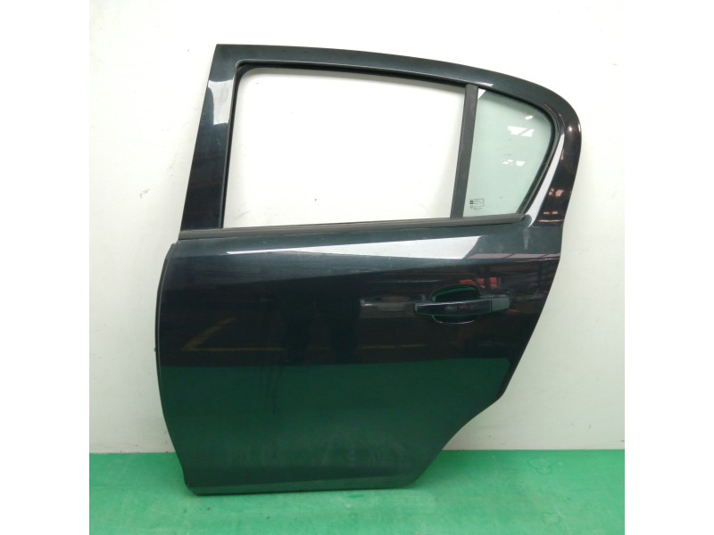 Recambio de puerta trasera izquierda para opel corsa d 1.2 16v lpg referencia OEM IAM   