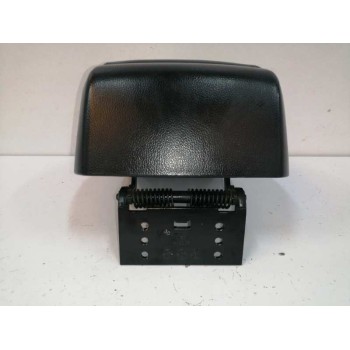 Recambio de apoyabrazos central para chevrolet captiva 2.0 diesel cat referencia OEM IAM   