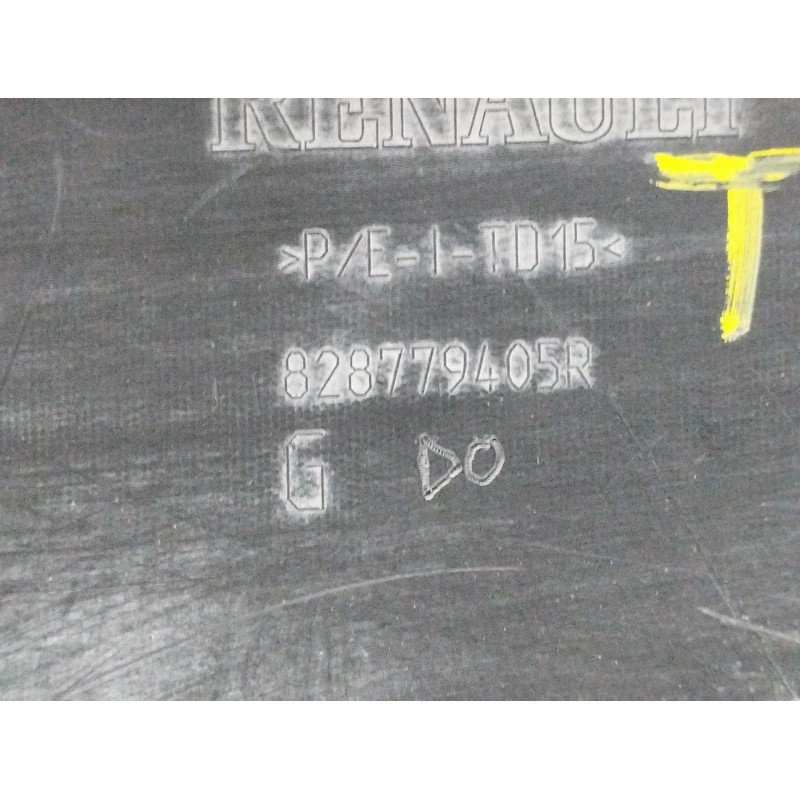 MOLDURA PUERTA TRASERA IZQUIERDA