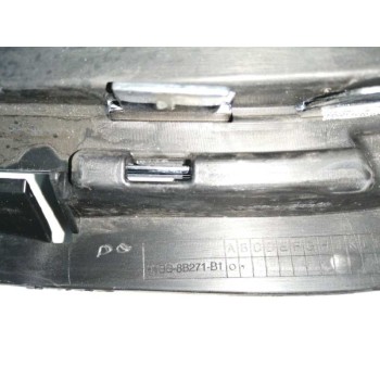 Recambio de rejilla delantera para ford fiesta (ce1) referencia OEM IAM H1BB8B271B1  