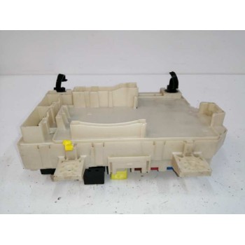 Recambio de caja reles / fusibles para mitsubishi colt berlina 3 (cz) 1.3 cat referencia OEM IAM MN108319  