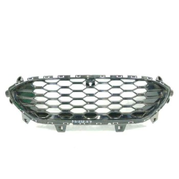 Recambio de rejilla delantera para ford kuga (cbs) referencia OEM IAM LV4B8150Y NEGRO 