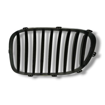 Recambio de rejilla delantera para bmw serie 7 (f01/f02) referencia OEM IAM 51117295298 LADO DERECHO 