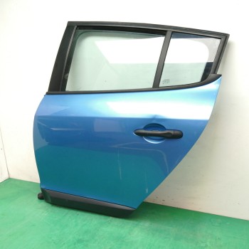 Recambio de puerta trasera izquierda para renault megane iii berlina 5 p 1.6 16v referencia OEM IAM  OBSERVAR FOTOS 