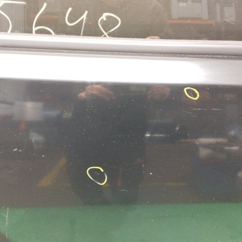 PUERTA TRASERA DERECHA OBSERVAR FOTOS