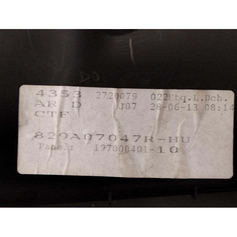 GUARNECIDO PUERTA TRASERA DERECHA NEGRO