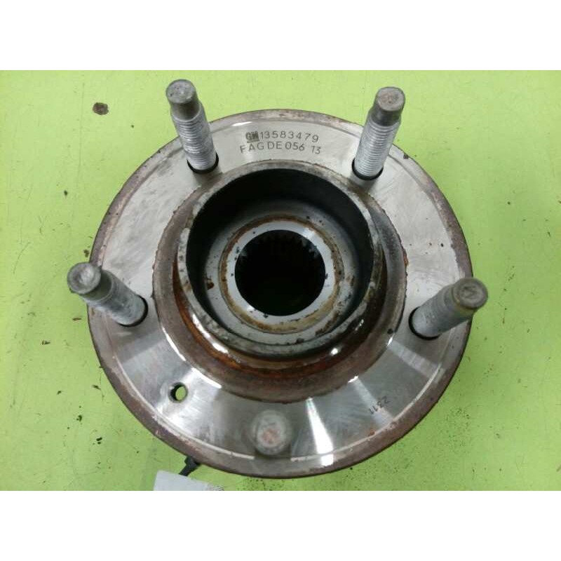 Recambio de mangueta delantera derecha para opel astra j gtc sportive referencia OEM IAM 13583479  