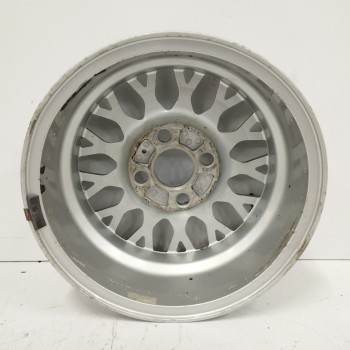 Recambio de llanta para ford sierra berlina 2.0 (ohc) referencia OEM IAM H89SXBA 6JX14H2ET26 4H 4X108